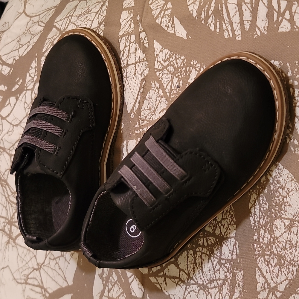 Cat and Jack Ewald Oxford shoes